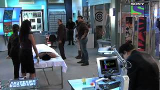 CID  Episode 725  Khatre Mein CID [upl. by Yelac]