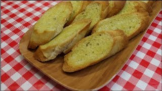 Crispy Garlic CrostiniCrostini RecipeSimple Appetizer IdeasKitchen BasicsNoreens Kitchen [upl. by Roi]