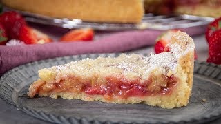 RhabarberErdbeerStreusel Kuchen  WAHNSINNIG lecker [upl. by Klatt604]